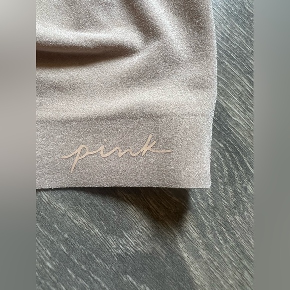 PINK Victoria's Secret Nude Soft and Seamless T-shirt Bralette. Size XS - Picture 2 of 5